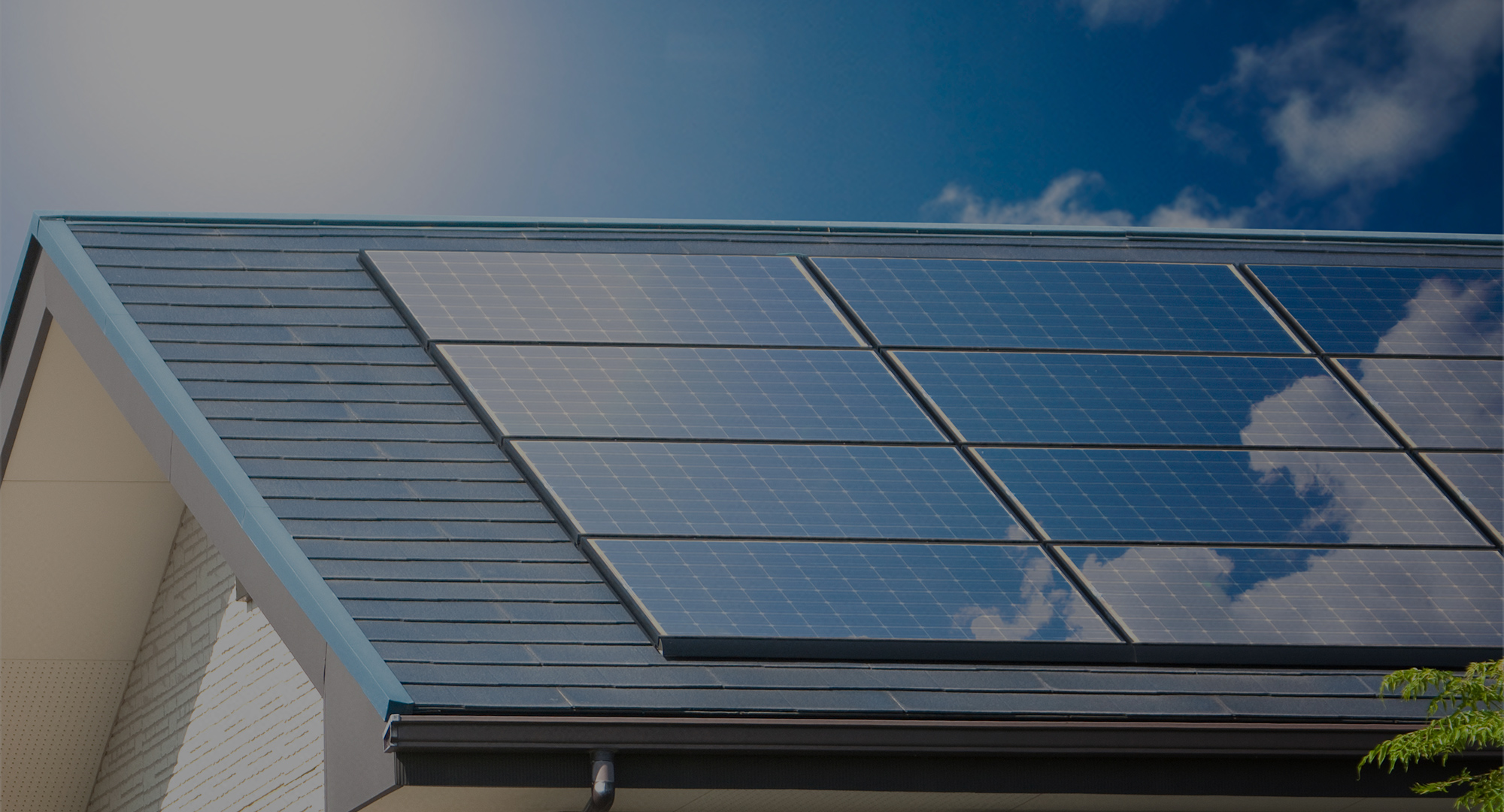 住まいの味方、電気も塗装も太陽光もおまかせを 困ったときにご連絡ください、株式会社 サトウサービス